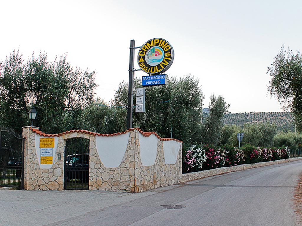 Camping Village Degli Ulivi 마티나타 외부 사진