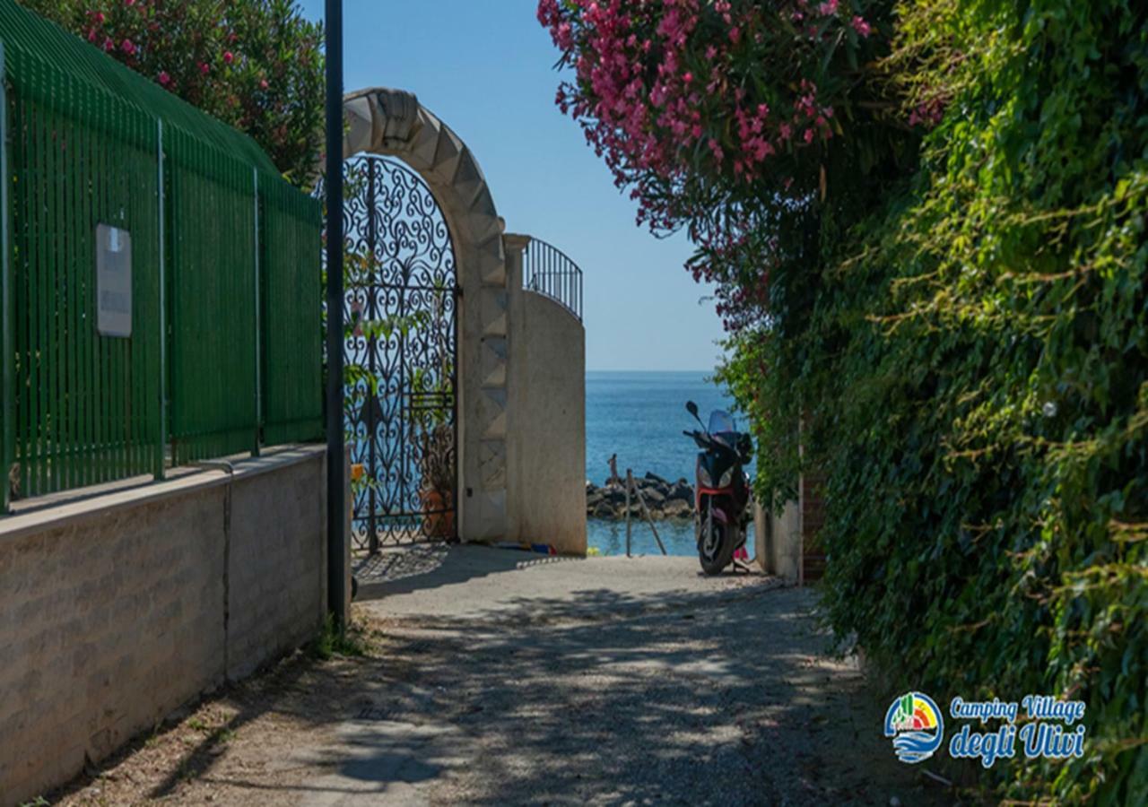 Camping Village Degli Ulivi 마티나타 외부 사진