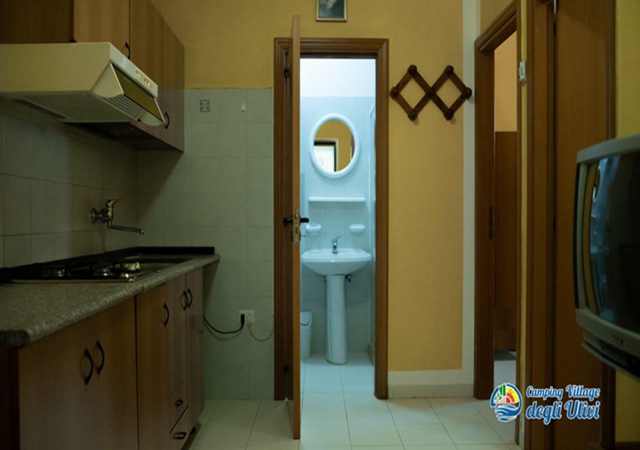 Camping Village Degli Ulivi 마티나타 외부 사진